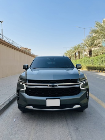 SAR 139500,  Chevrolet Suburban,  2023,  Automatic,  164500 KM,  For Sale   Personal Use Car