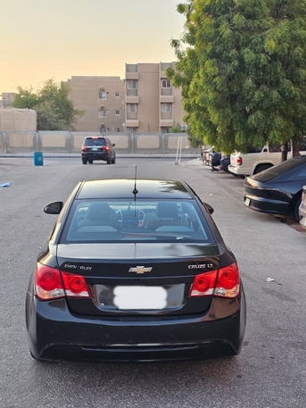 SAR 25,  Chevrolet Cruze,  2014,  Automatic,  210000 KM,  Well-maintained   In Good Condition. photo 2