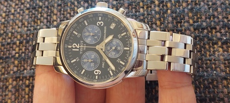 SAR 1170,  Tissot Chronograph Watch Big Dial 42mm For Men Original Swiss Made 1170 Riyals