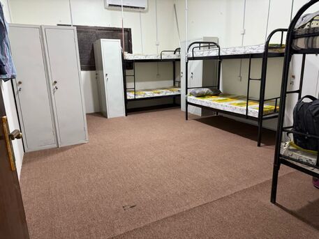SAR 400/month,  BED SPACE AVAILABLE FOR BATCHELORS IN  MONTHELY BASIS @ OPPOSITE TO AL MALAZ METRO STATION photo 3