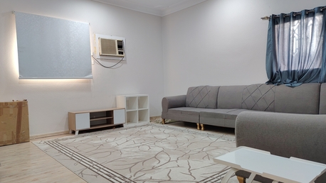 SAR 2500,  Household Furniture Items For Sale photo 1