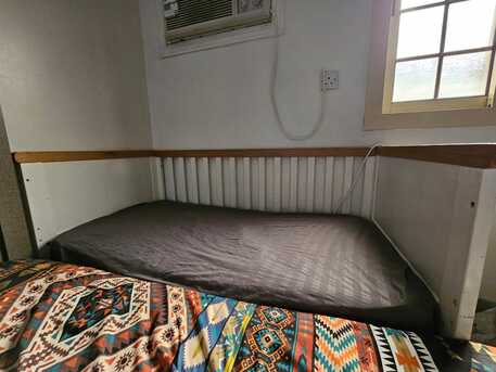 SAR 300,  Kids Cot For Sale URGENT photo 1