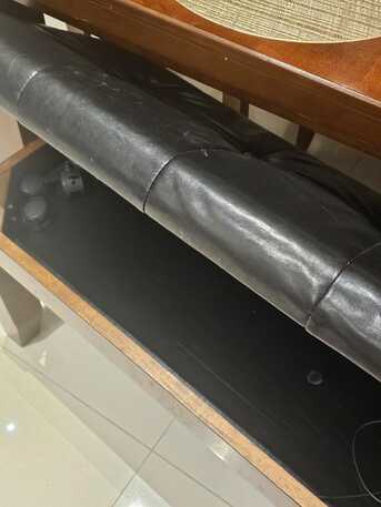 SAR 9001000,  Complete Bed Set And Dining Table For Sale photo 2