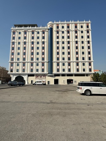 SAR 450000,  Shop For Rent 770 Meter Square photo 3