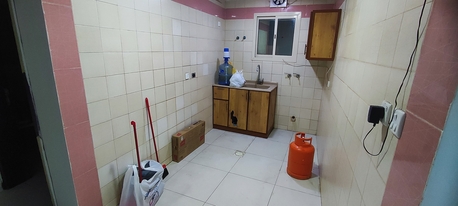 SAR 1750/month,  1 BR,  1 BHK Family Flat ,Monthly Rent Is 1750 Without Water & Electricity.Behind Gulf Asia , Bea
