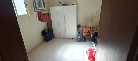 SAR 800/month,  In Small Family Bed Space Available For Rent 3 Month Advance photo 2