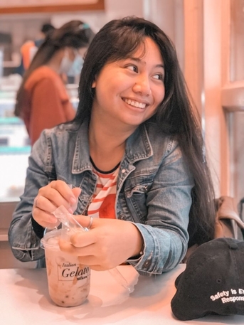 26,  Single And Looking For A Loving Man photo 1
