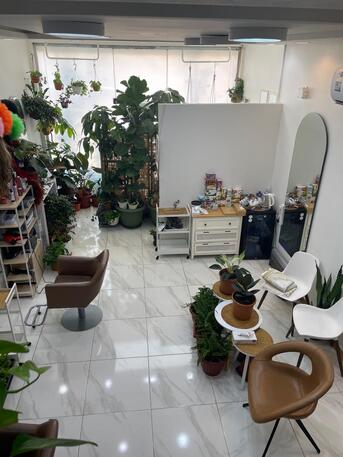 Female Beauty Salon For Sale photo 3