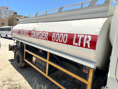 SAR 45000,  6000 LTR DESIEL TANKER photo 3
