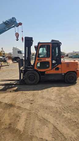 SAR 1,  Forklift For Rent photo 1