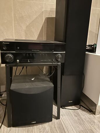 SAR 2000,  Pioneer Receiver - Home Theatre 5.1 With 2 Subs - Crazy For Cinema photo 1