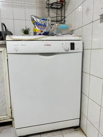 SAR 1500,  Washing MAchine, Dish Washer, Bed With Cot With Four Chair photo 1