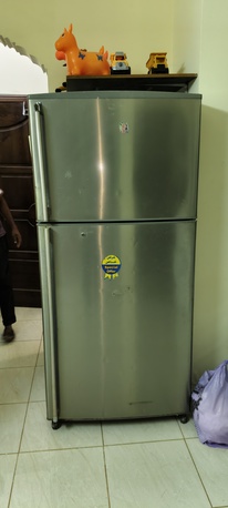 SAR 1,  Urgent Selling Of House Hold Items, Refrigerator, Electric Geyser Water Heater photo 1