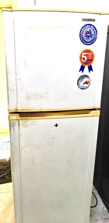 SAR 400,  Samsung Fridge Hara Near Baba Sweets photo 1