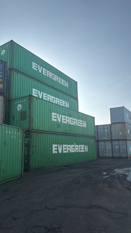 SAR 5500,  We Have Portable Cabin And Used Shipping Containers For Storage 20ft 40ft photo 1