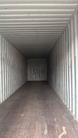 SAR 5500,  We Have Portable Cabin And Used Shipping Containers For Storage 20ft 40ft photo 2