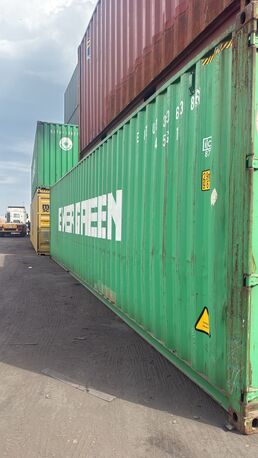 SAR 5500,  We Have Portable Cabin And Used Shipping Containers For Storage 20ft 40ft photo 3