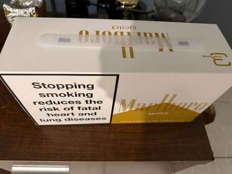 SAR 800,  Marlboro Gold Dubai Duty Free Cigarettes (3 Box, 30 Packs , 600 Pcs) photo 1
