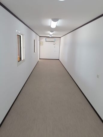 SAR 7500,  USED NEW 20 FEET 40 FEET SHIPPING CONTAINERS PORTA CABINS FOR SALE IN DAMMAM SAUDI ARABIA photo 2
