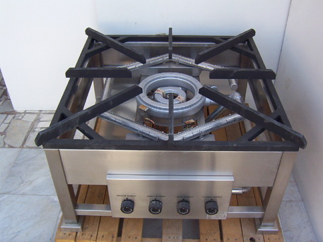 SAR 20000,  Charvet New Professional S/S Gas Stove 4 Crowns Burner photo 1