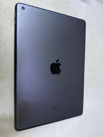 SAR 850,  APPLE IPAD 9 64GB 100% ORGINAL S photo 2