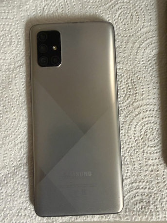 SAR 900,  Used Samsung A71 Model SM-A715F/DS With 128 GB Asstorage Battery Replaced In December 2025 photo 2