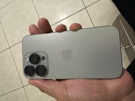 SAR 1900,  I Phone 15 Pro Titanium Grey 128GB photo 1
