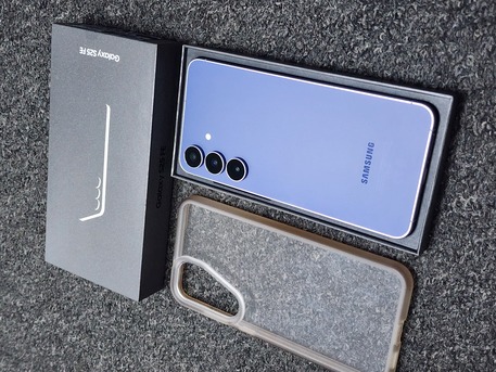 SAR 1699,  Samsung Galaxy S25 FE 8gb 256gb Navy photo 1