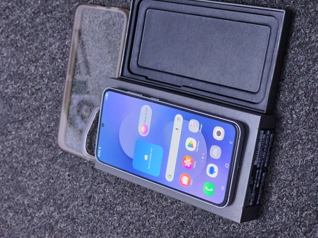 SAR 1699,  Samsung Galaxy S25 FE 8gb 256gb Navy photo 3