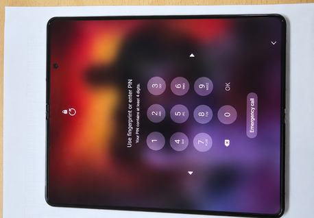 SAR 2799,  SAMSUNG FOLD 5, 12GB RAM 256 GB Storage Excellent Condition, Very Less Used photo 1