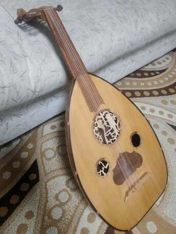 SAR 300,  Arabic Oud Musical Instrument For Sale - Good Condition photo 3