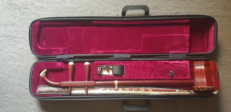 SAR 9000,  Professional Huqiu Erhu (Certified Python Skin) - Mint Condition In Riyadh photo 1