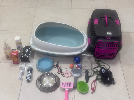 SAR 150,  Cat Cage And Accessories For Sale photo 1