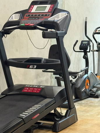 SAR 599,  WEEKEND OFFER - 599 SAR FOR USED AND NEW TREADMILLS 0537981203 photo 3