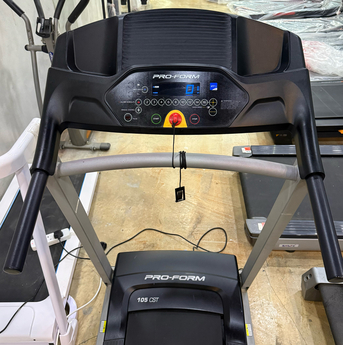 SAR 1350,  AMERICAN PROFORM CST 105 TREADMILL FREE DELIVERY WARRANTY 0537981203 photo 1