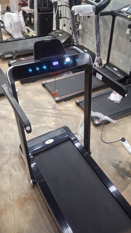 SAR 649,  SUPER COMPATIBLE  ADVANCED TREADMILL  FOR SALE  OFFER PRICE :- 1249/-  WITH 1YEAR WARRANTY photo 1