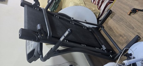 SAR 700,  Home Gym And Trademill photo 1