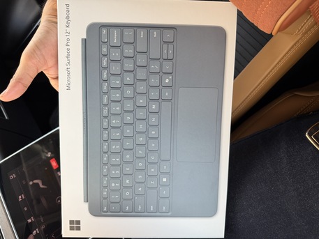 SAR 500,  Microsoft Surface Pro Keyboard For Surface Pro 12 photo 2