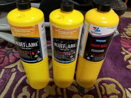 SAR 120,  Urgent Urgent Ac Freon Free Bec Small Qty  And 3 Oxyacytelyn And LPG 1 CYLINDER photo 1
