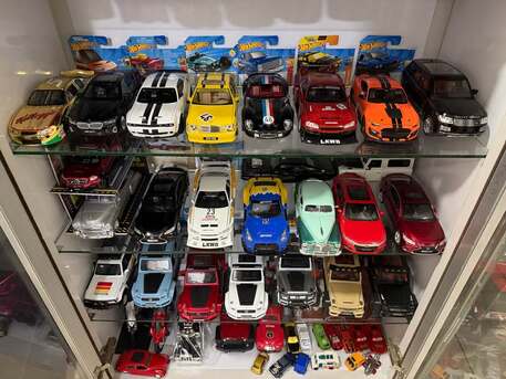 SAR 123,  Metal Diecast Cars And Bikes For Sale photo 2