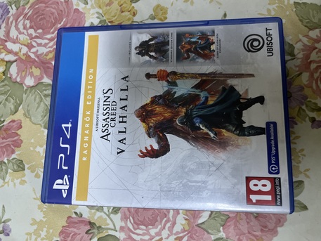 SAR 300,  PS 4 Controller With Game - 1 No Each photo 1