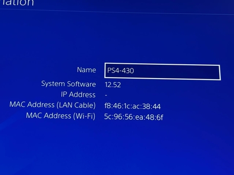 SAR 800,  Ps4 Slim 1tb Jailbreak Version For Sale In Excellent Condition photo 2