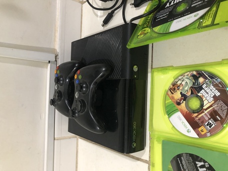 SAR 200,  XBox 360 photo 1