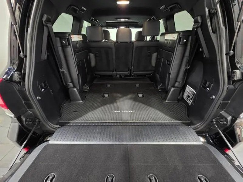 Used 2021 Toyota Land Cruiser Base photo 4