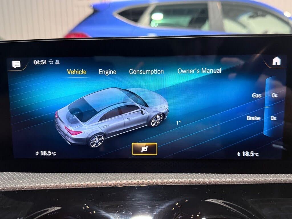 Selling the latest Mercedes-Benz CLA250 4Matic