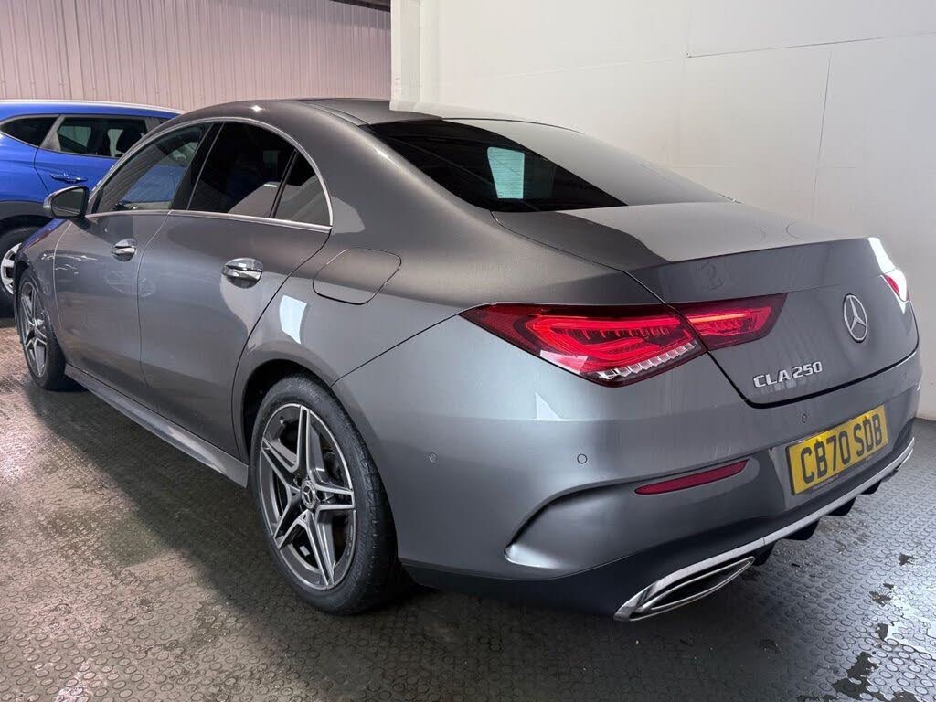 Selling the latest Mercedes-Benz CLA250 4Matic photo 5