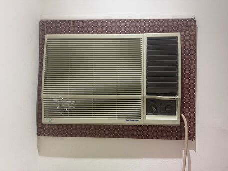 SAR 900,  Carrier Window AC 2 Tons