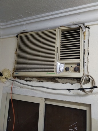 SAR 500,  Window AC 1.5