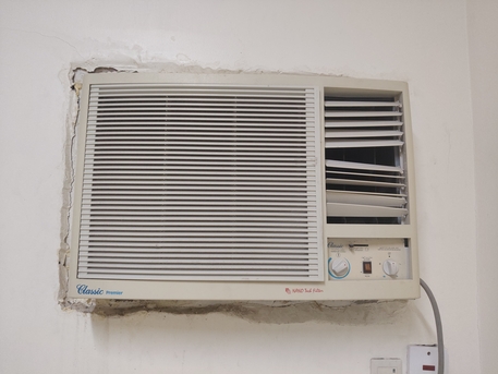 SAR 600,  Classic Premier Window AC photo 1