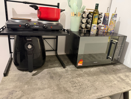 SAR 500,  Microwave, Airfryer And Kettle- Relocating To UAE photo 1